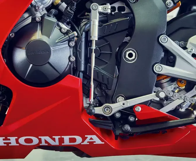 2024-CBR1000RR-R_FIREBLADE_SP_LOCATION_9406_L_8_11zon 2024-CBR1000RR-R_FIREBLADE_SP_LOCATION_9406_L_8_11zon